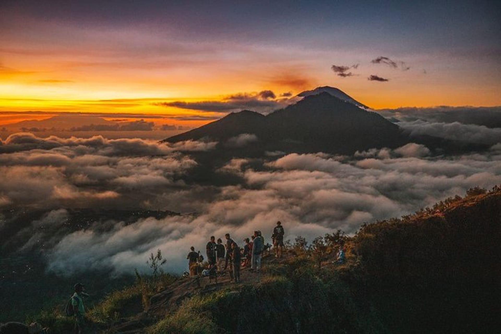 Mount baur Sunrise Hiking